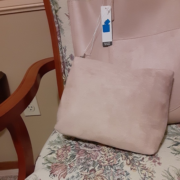 2-Piece Tote & Pouch Set - Picture 3 of 5